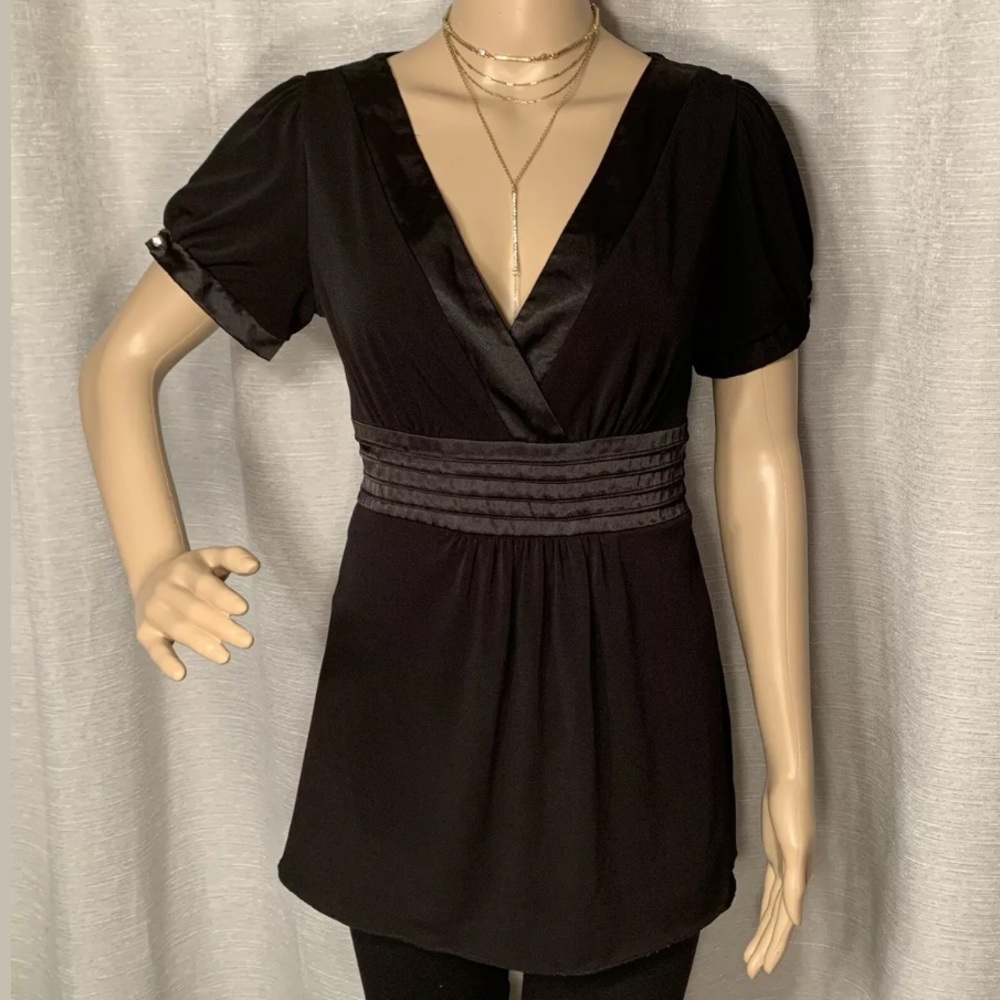 🩷 L8TER BLACK BLOUSE SIZE LARGE